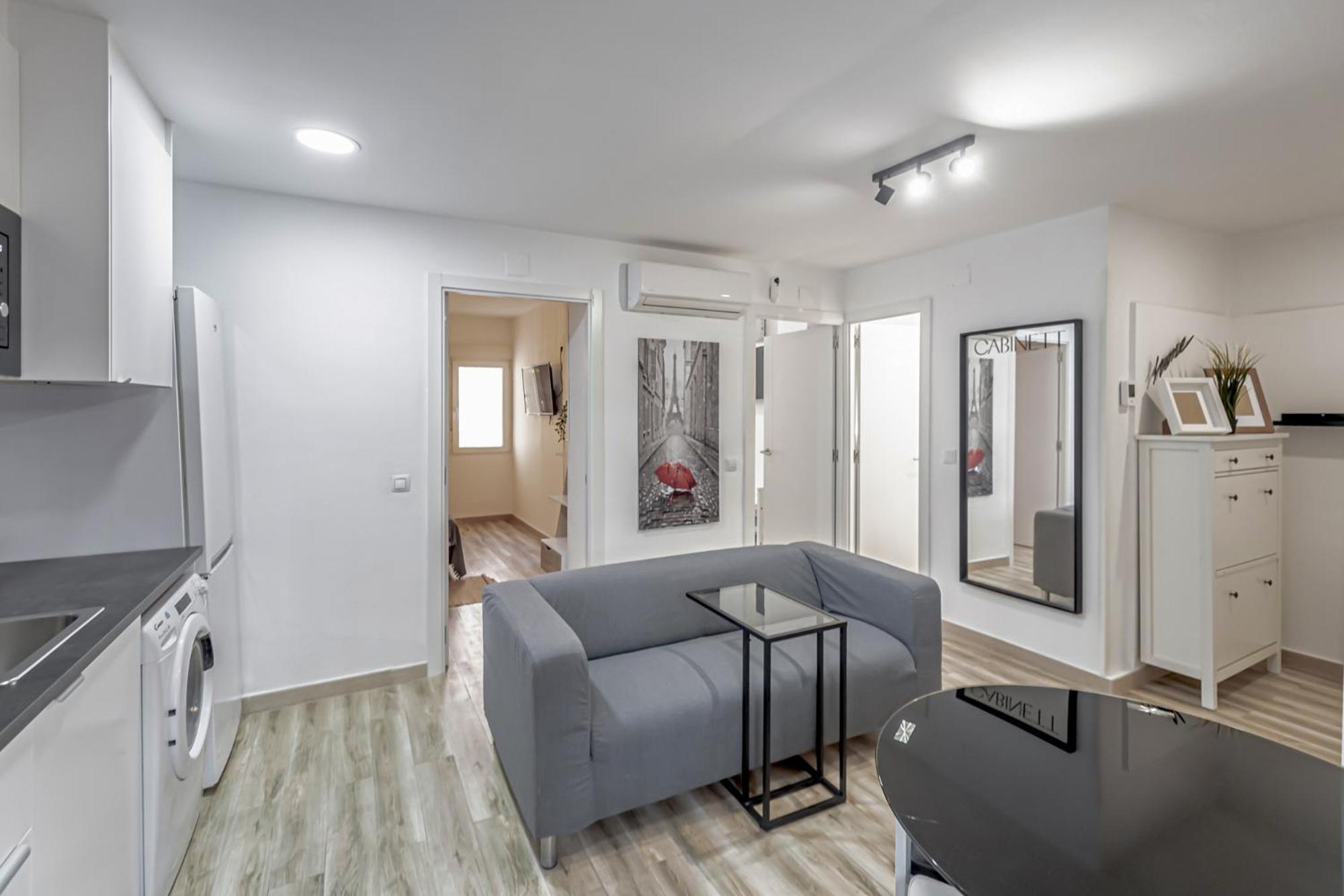 Apartamentos Pensamiento Madrid Bagian luar foto