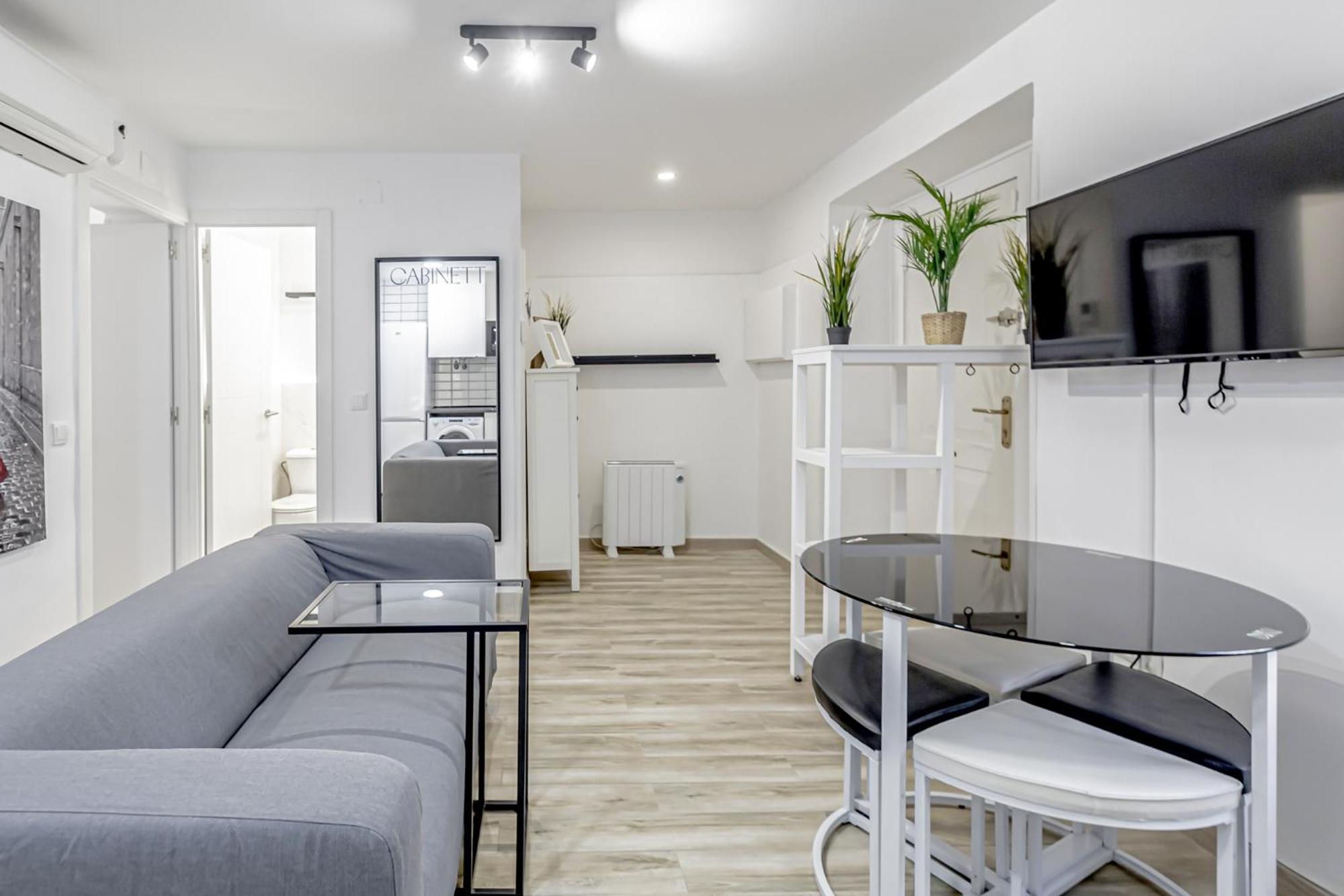 Apartamentos Pensamiento Madrid Bagian luar foto